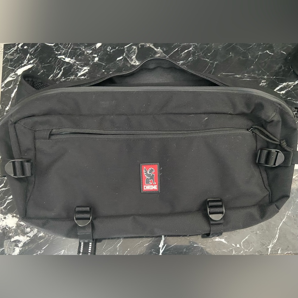 NWOT Chrome Sling Bag
